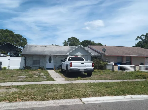 8529 Briar Grove Cir, Tampa, FL 33615