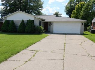 40159 William Dr, Sterling Heights, MI 48313