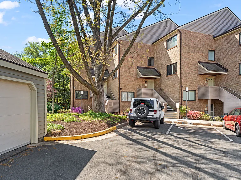 11120 Harbor Ct #1120 — Photo 33