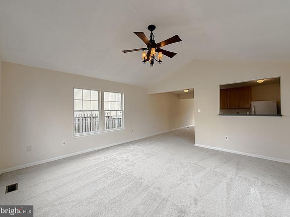 4th image of 22671 Kinnegad Dr