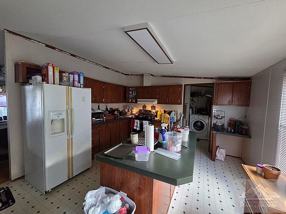 5th image of 4873 Roger Loop