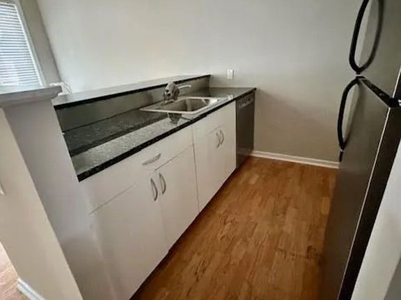 4th image of 182 Gay St APT 404