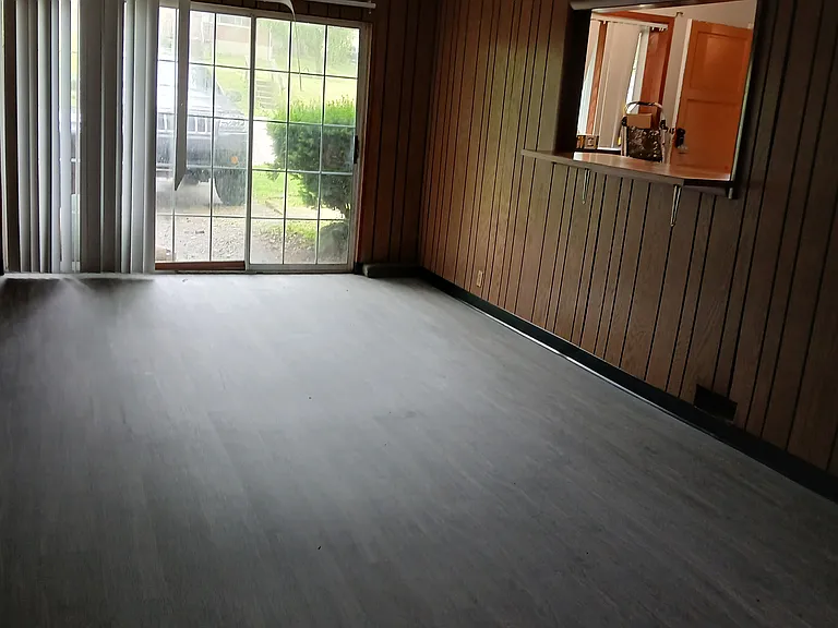 417 N Mechanic St — Photo 8