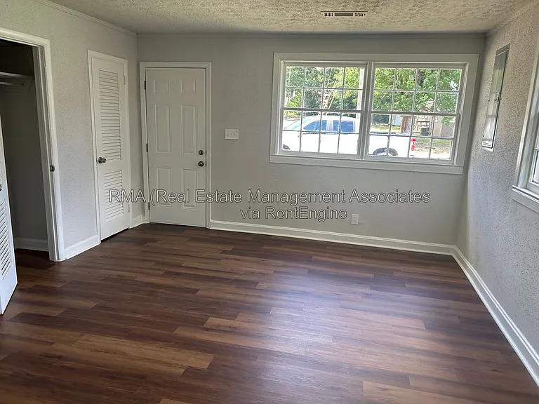 1340 Drewery Ave #A — Photo 4