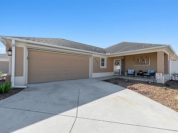 4th image of 632 Arteaga Way