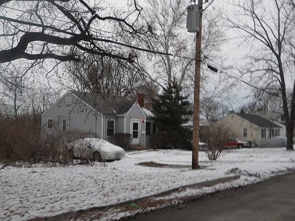 2nd image of 2819 Solway Ave