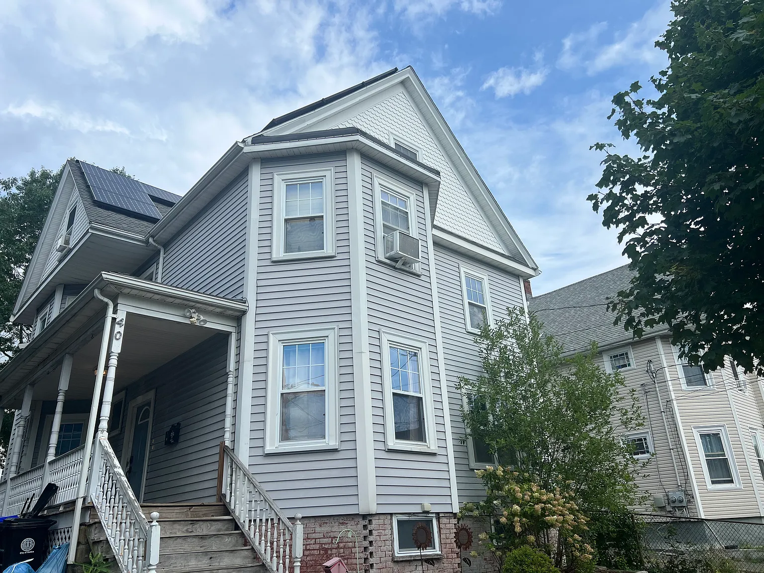 2 bed, 1250 sqft, $2,400 — Photo 2