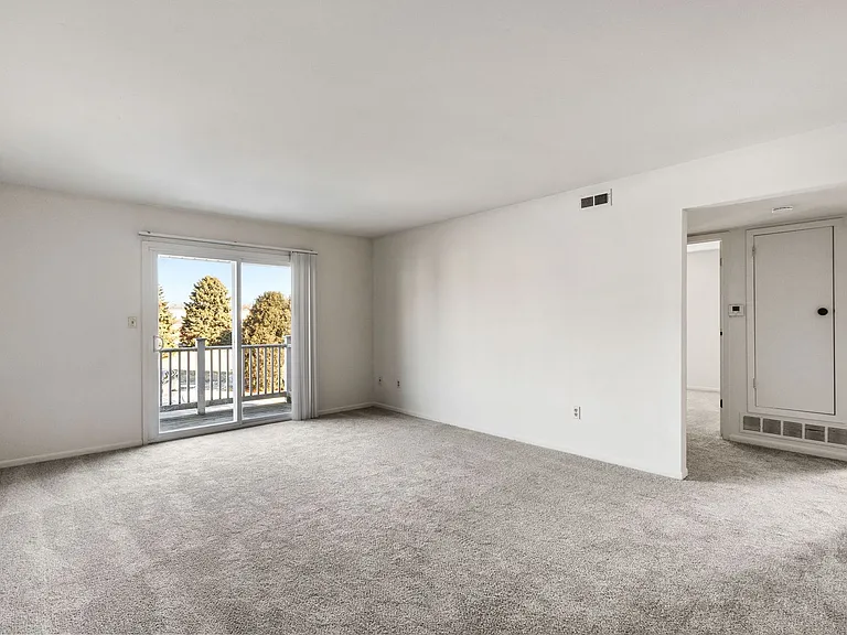 168 Lewis St — Photo 31
