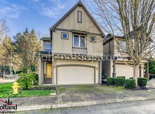 120 NE Stonebriar Ln, Hillsboro, OR 97124