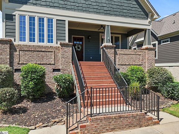 3rd image of 6 Worthington Ct
