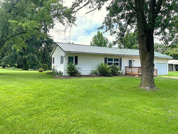 4th image of 28897 Westwood Dr