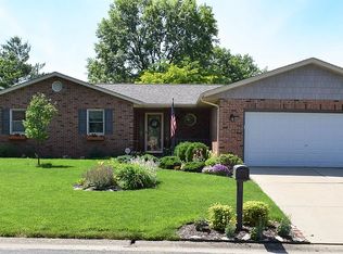 209 Cortner Dr, Smithton, IL 62285
