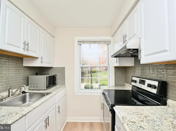 3922 Southern Ave SE APT 202, Washington, DC 20020
