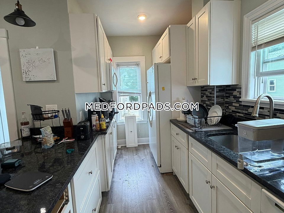 1st image of 95 Winthrop St