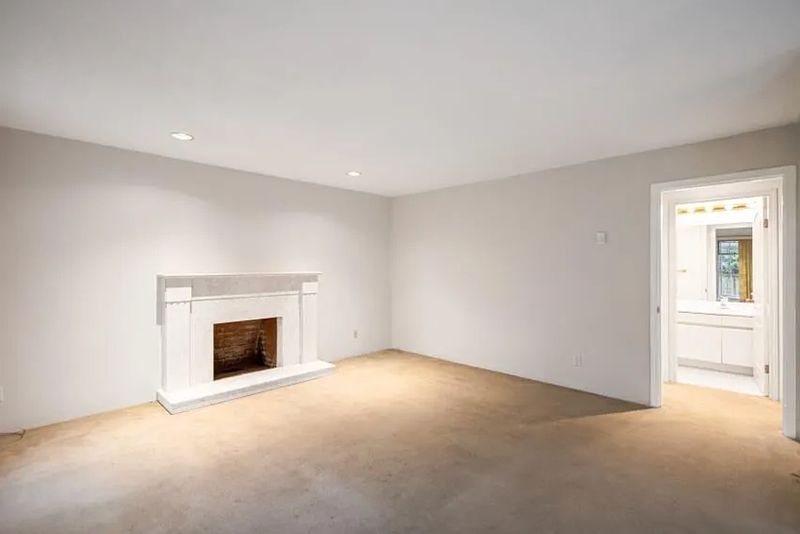 Vancouver House for rent - 4 Bedrooms — photo 19