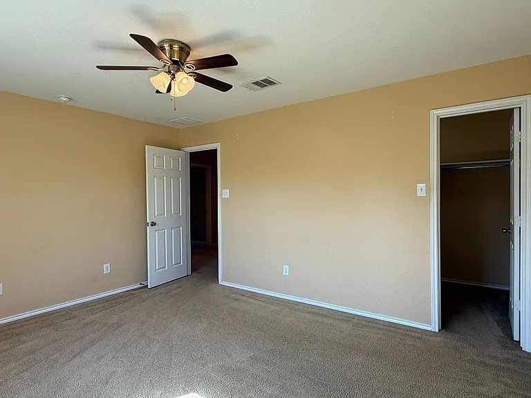 2250 Howry Dr — Photo 38