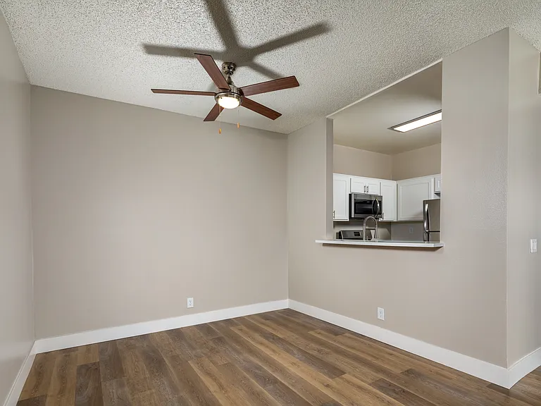 Canyon Crest — Photo 12