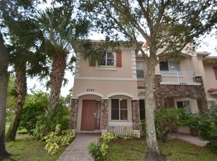 8267 SW 27th St #101, Hollywood, FL 33025