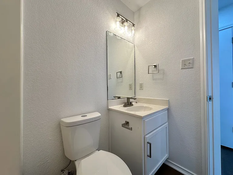3102 Viewcrest Dr — Photo 29