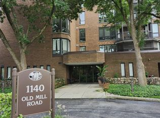 1140 Old Mill Rd APT 303F, Hinsdale, IL 60521
