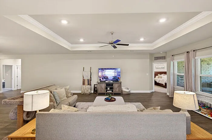 8009 Crawford Dr — Photo 11