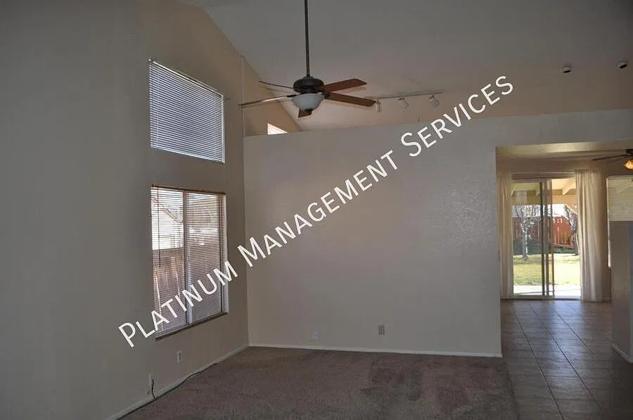 2656 Alexander Ave — Photo 3