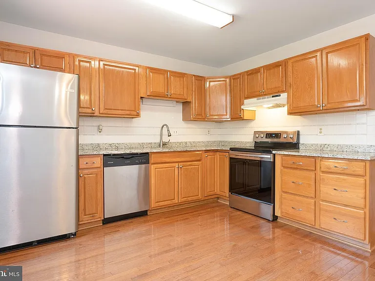 4683 Joanna Ct — Photo 7