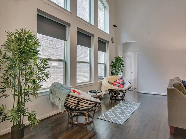 6638 Deleon St — Photo 22