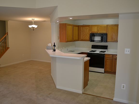 2nd image of 18101 Cloppers Mill Ter APT B