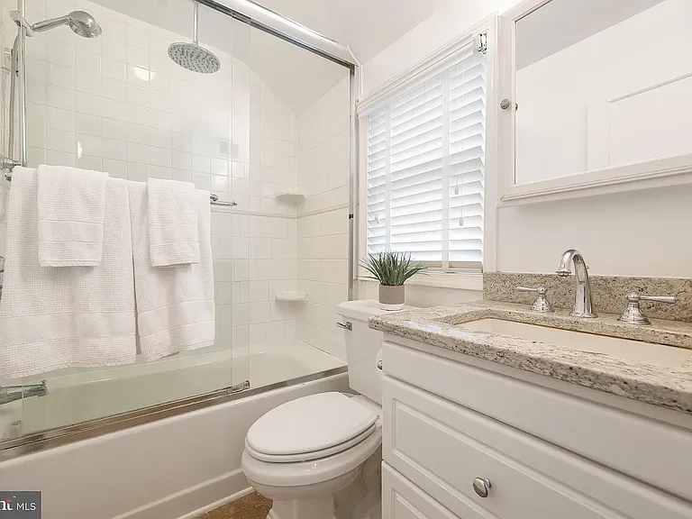 Upstairs bathroom
