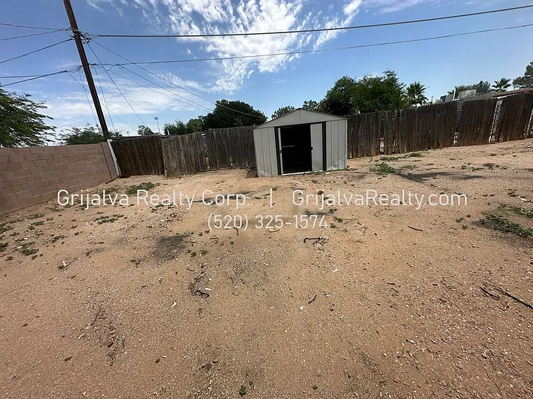 3325 S Elson Ave — Photo 11