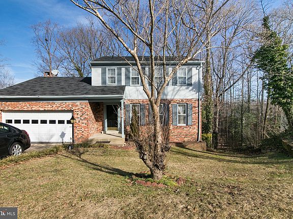 2nd image of 16215 Sunny Knoll Dr