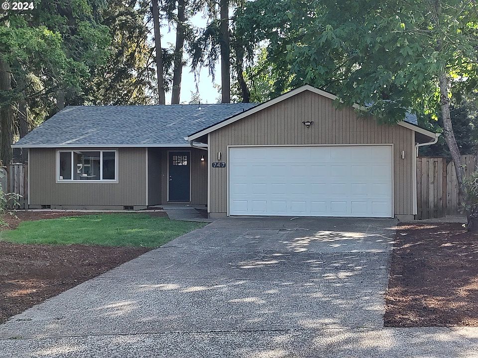 1st image of 747 SE 40th Ct