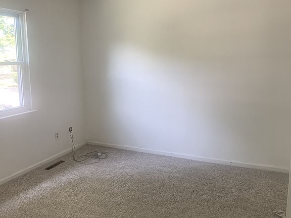 5th image of 2633 King Ct