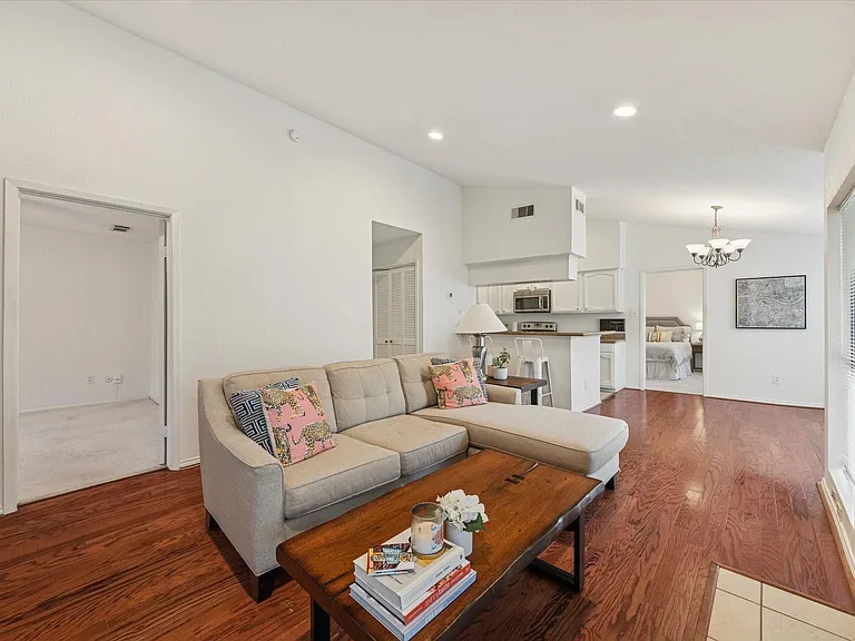 1881 Bering Dr #82 — Photo 1