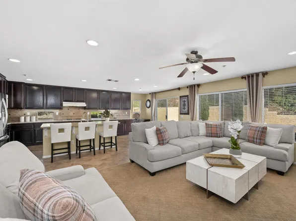 10145 Challenger Ct, Spring Valley, CA 91978