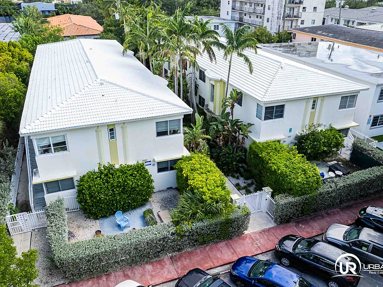 1007 Bay Dr #201 — Photo 1
