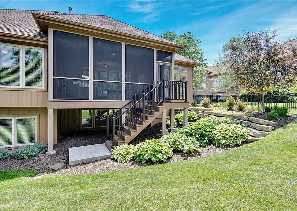 14604 Manor Rd, Leawood, KS 66224 Zillow