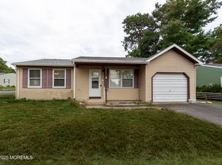 27 Keene St #70, Whiting, NJ 08759