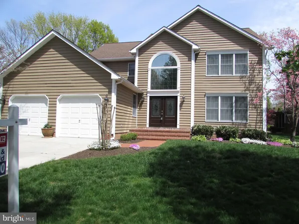 1305 Pecantree Ct, Crofton, MD 21114