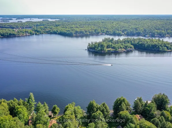 1008 Eppy Ln, Gravenhurst, ON P1P 1R2