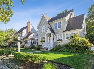 215 Doremus Ave, Ridgewood, NJ 07450