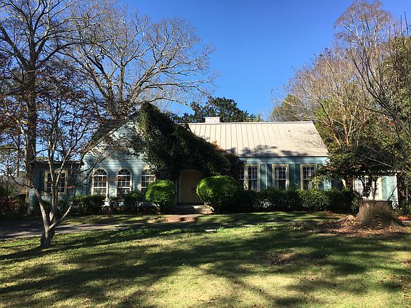 5th image of 438 Woodland Dr