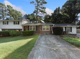 1712 Cody Cir, Tucker, GA 30084