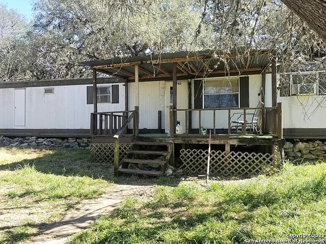 1st image of 742 Nakoosa Dr