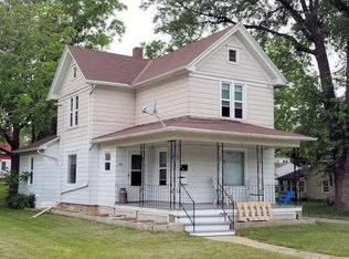 233 Grove St, Mayville, WI 53050