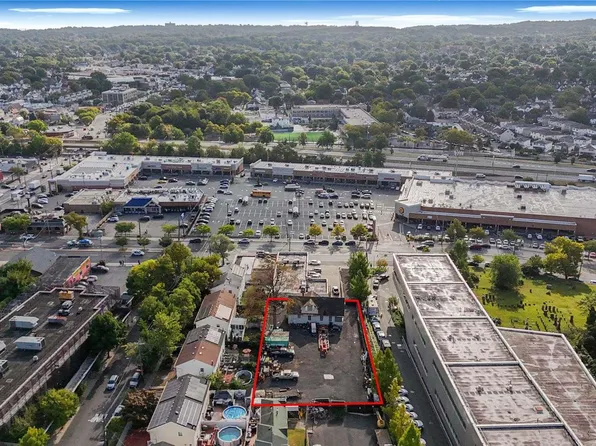 964 Richmond Avenue, Other, NY 10314