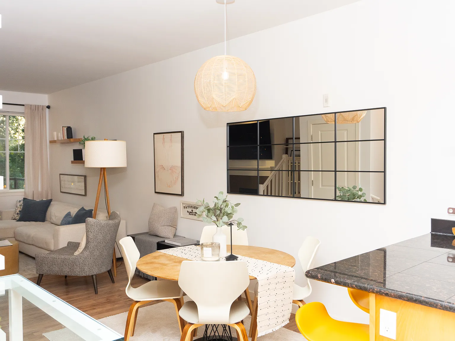 2 bed, 2.5 bath, 1206 sqft, $4,900 — Photo 4