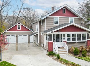 924 N Fox St, Appleton, WI 54911