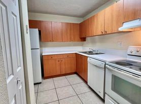 415 Executive Center Dr